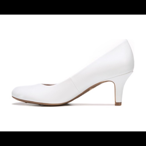 COPY - LifeStride Parigi Pump with SoftSystem - Picture 2 of 7